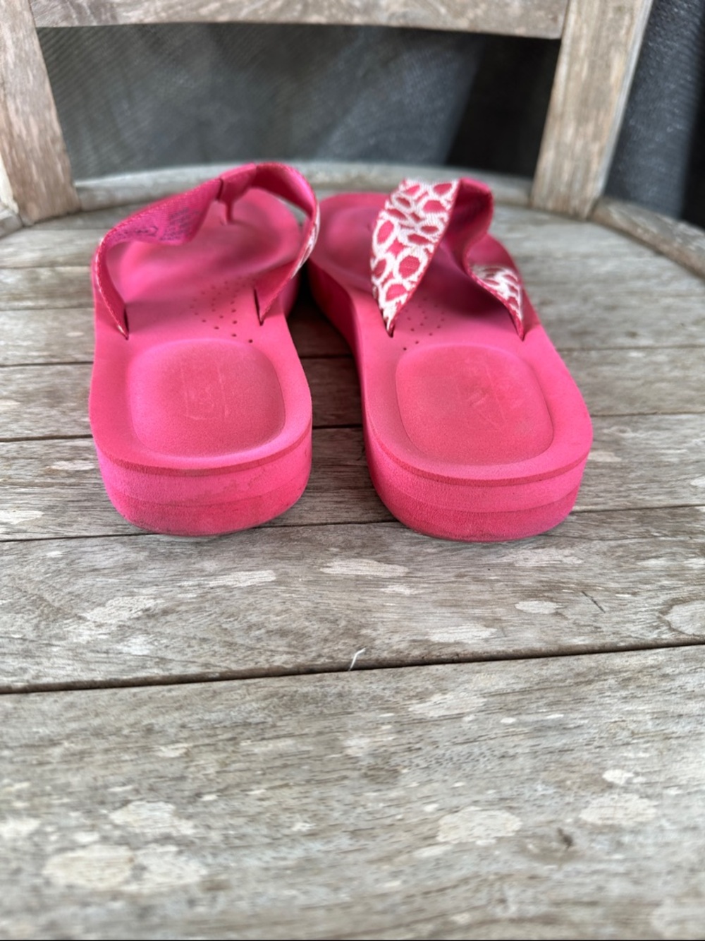 Coach Pink/White Signature Flip Flop Sandals 8 1/2 - Picture 11 of 11